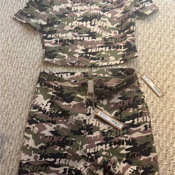 Skims Camo Print Two-Piece Set - Picture 1 of 5